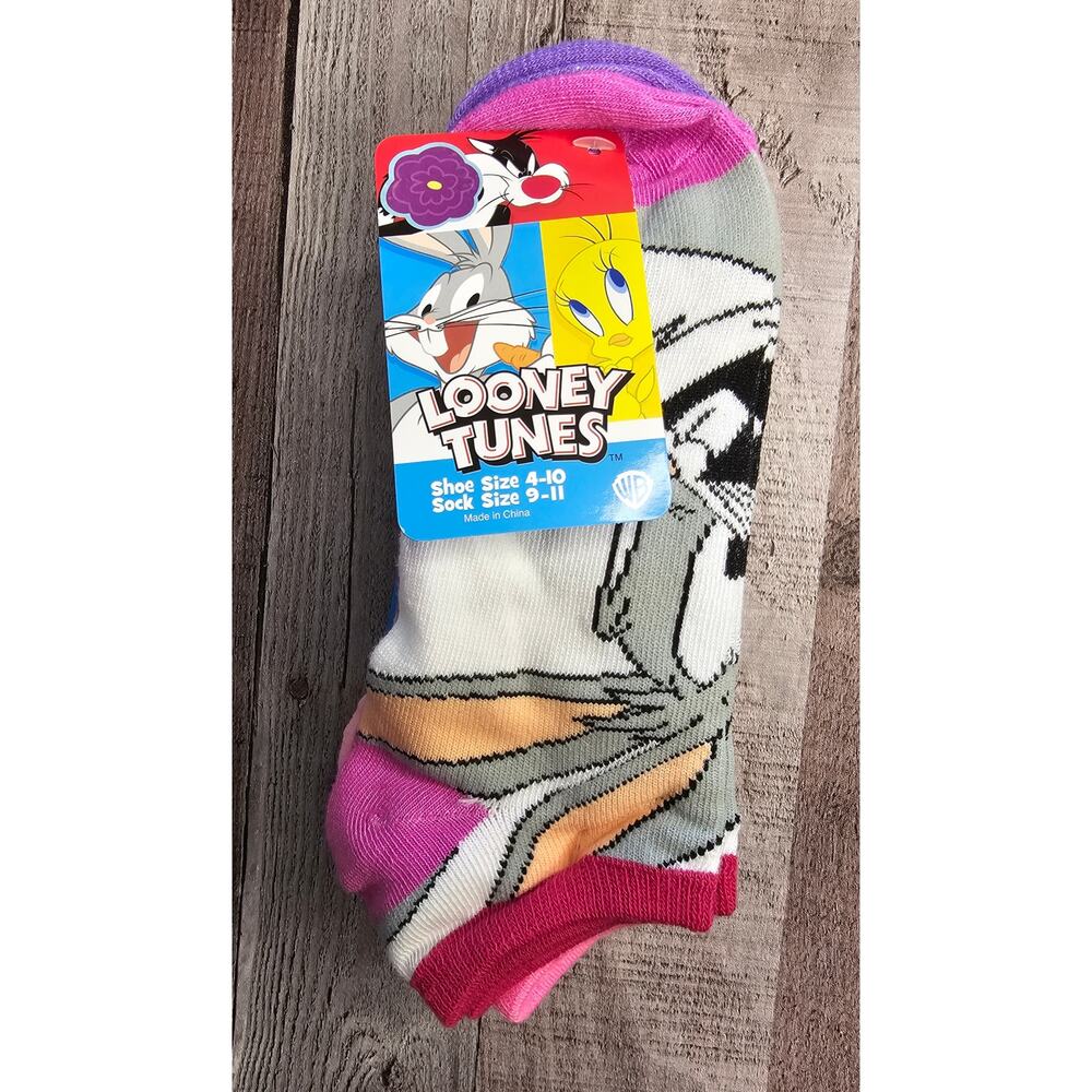 Pair Looney Tunes Bugs Bunny Tweety Sylvester Ankle Socks Size 4 - 10 UNISEX
